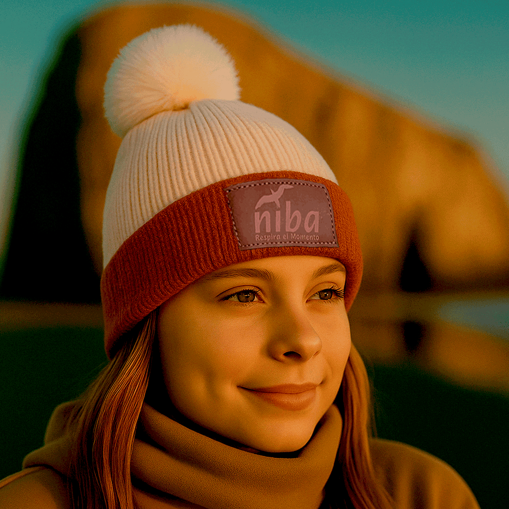 Gorro De Lana Gamuza Café/ Blanco Niba